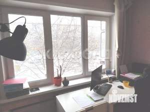 4-к квартира, вторичка, 62м2, 3/5 этаж