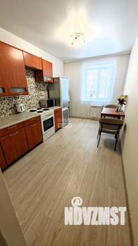 1-к квартира, вторичка, 42м2, 1/10 этаж