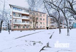 3-к квартира, вторичка, 52м2, 1/4 этаж