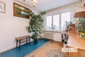 3-к квартира, вторичка, 61м2, 9/9 этаж