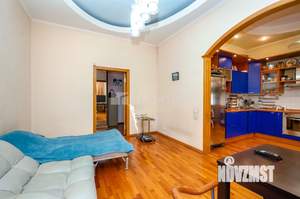 2-к квартира, вторичка, 61м2, 4/5 этаж