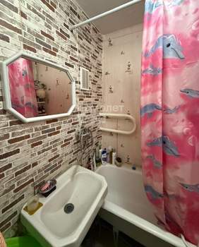 3-к квартира, вторичка, 61м2, 1/9 этаж