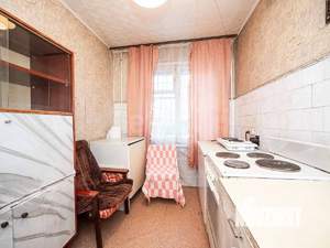 4-к квартира, вторичка, 70м2, 1/9 этаж