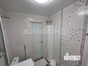 2-к квартира, вторичка, 43м2, 1/4 этаж