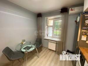 2-к квартира, вторичка, 62м2, 1/10 этаж