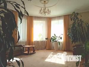 4-к квартира, вторичка, 139м2, 2/4 этаж