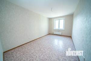 2-к квартира, вторичка, 63м2, 1/17 этаж