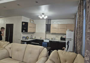 2-к квартира, вторичка, 76м2, 9/10 этаж