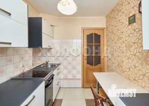 3-к квартира, вторичка, 60м2, 1/9 этаж