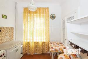 2-к квартира, вторичка, 52м2, 3/5 этаж