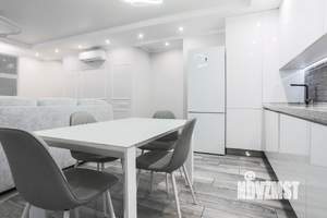 3-к квартира, вторичка, 100м2, 4/10 этаж