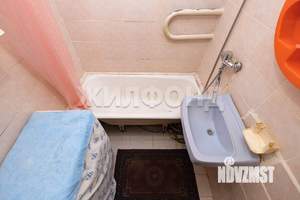 3-к квартира, вторичка, 58м2, 8/10 этаж