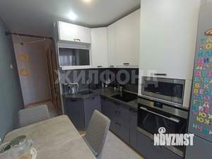 3-к квартира, вторичка, 57м2, 8/9 этаж