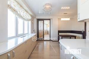 3-к квартира, вторичка, 135м2, 15/21 этаж