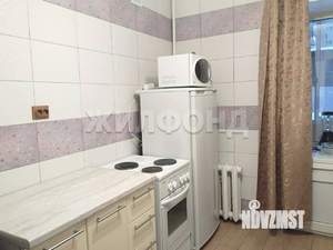 2-к квартира, вторичка, 49м2, 1/10 этаж