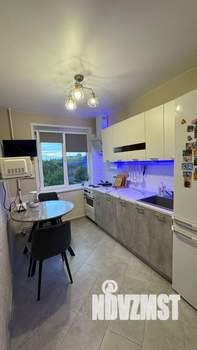 2-к квартира, вторичка, 43м2, 8/9 этаж