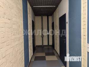 2-к квартира, вторичка, 61м2, 1/17 этаж