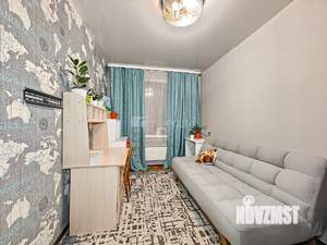 4-к квартира, вторичка, 72м2, 2/9 этаж