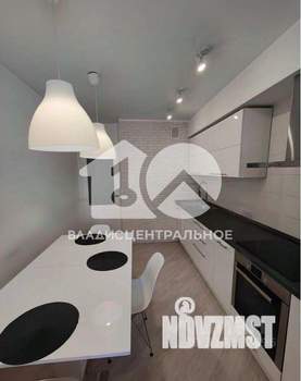 3-к квартира, вторичка, 81м2, 10/18 этаж