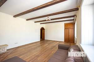 4-к квартира, вторичка, 131м2, 9/10 этаж