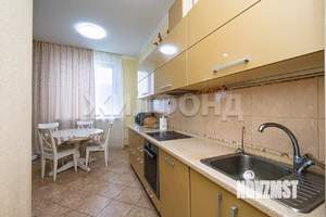 3-к квартира, вторичка, 109м2, 12/23 этаж