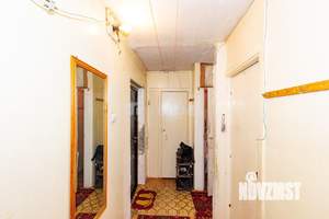 4-к квартира, вторичка, 60м2, 5/5 этаж