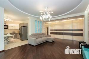 3-к квартира, вторичка, 105м2, 2/12 этаж