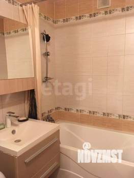 2-к квартира, вторичка, 42м2, 1/5 этаж