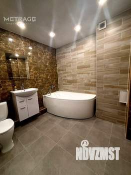 2-к квартира, вторичка, 58м2, 1/10 этаж