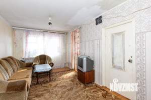 4-к квартира, вторичка, 60м2, 5/5 этаж
