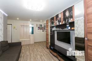 3-к квартира, вторичка, 60м2, 1/9 этаж