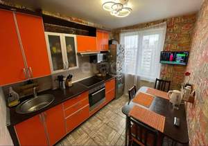 3-к квартира, вторичка, 58м2, 9/9 этаж