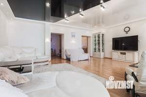 4-к квартира, вторичка, 137м2, 4/11 этаж