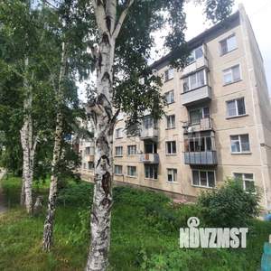 2-к квартира, вторичка, 43м2, 1/5 этаж