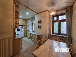 4-к квартира, вторичка, 108м2, 2/5 этаж