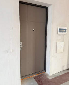 Студия квартира, вторичка, 96м2, 5/8 этаж