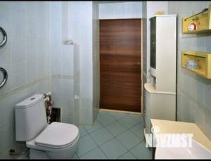 2-к квартира, вторичка, 64м2, 9/9 этаж