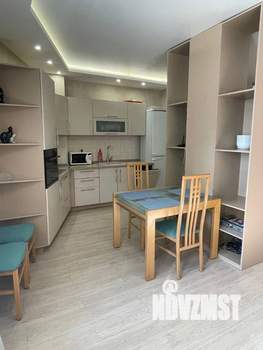 2-к квартира, вторичка, 64м2, 8/17 этаж