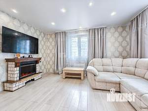 2-к квартира, вторичка, 64м2, 3/17 этаж