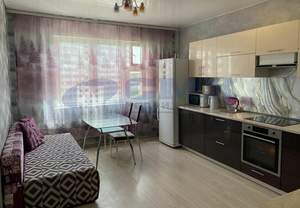 2-к квартира, вторичка, 73м2, 7/17 этаж