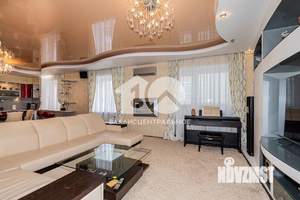3-к квартира, вторичка, 108м2, 1/5 этаж