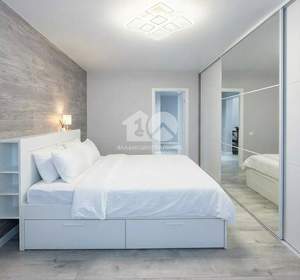 3-к квартира, вторичка, 70м2, 13/26 этаж