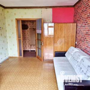 3-к квартира, вторичка, 63м2, 6/9 этаж