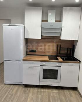 Студия квартира, вторичка, 32м2, 3/27 этаж