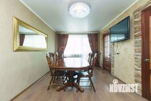 4-к квартира, вторичка, 61м2, 4/5 этаж