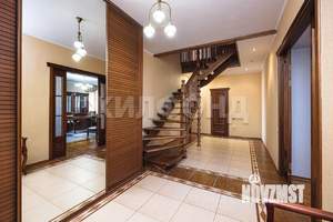 3-к квартира, вторичка, 128м2, 9/10 этаж