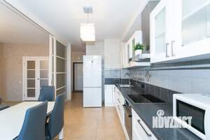 2-к квартира, вторичка, 67м2, 5/18 этаж