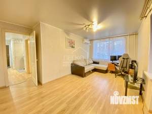 2-к квартира, вторичка, 46м2, 1/9 этаж