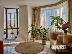 4-к квартира, вторичка, 189м2, 4/10 этаж