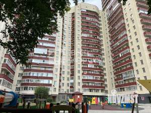 4-к квартира, вторичка, 113м2, 2/18 этаж